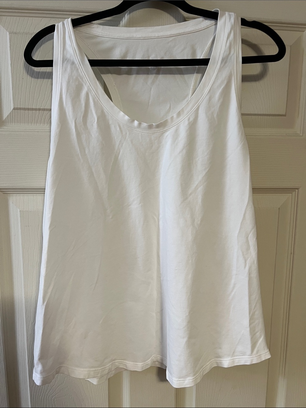 Lululemon White Racerback Athletic Tank Top EUC Size XL Approx EUC